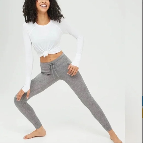 Aerie Offline Warmup leggings - Picture 1 of 6
